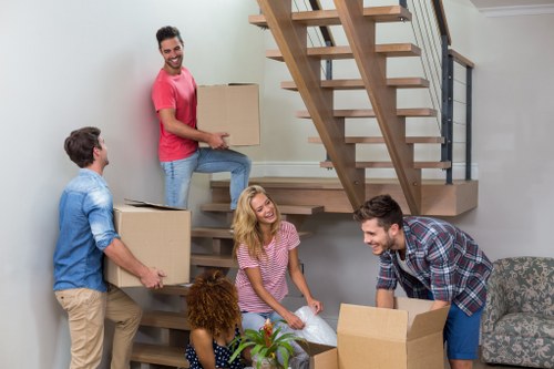 Organised storage in Vauxhall for moving, renovation, and everyday space needs