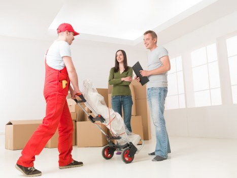 Careful wrapping of fragile items during a Vauxhall move